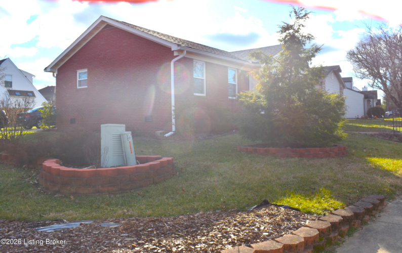 Listing Image 33
