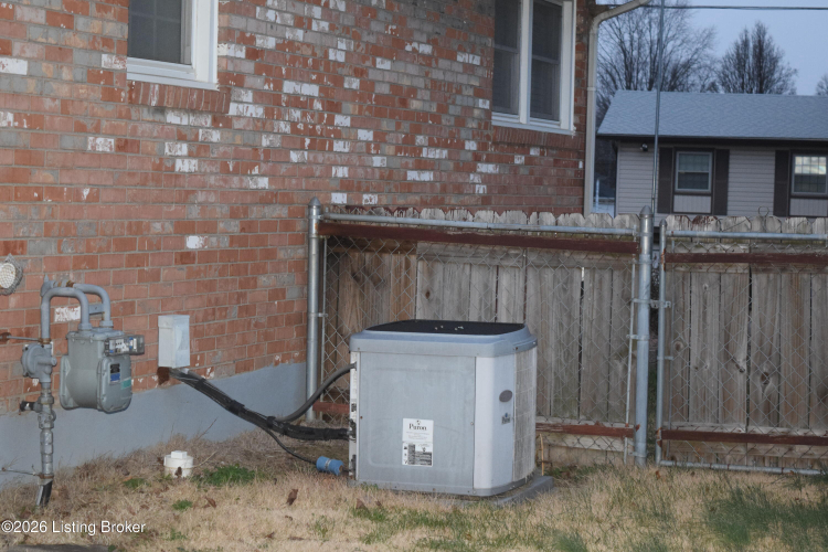 Listing Image 20