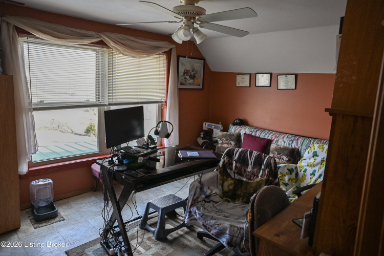 Listing Image 63