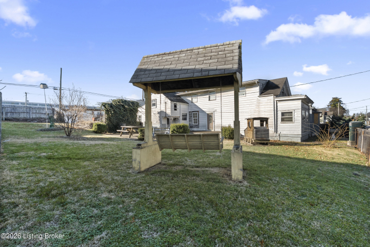 Listing Image 23