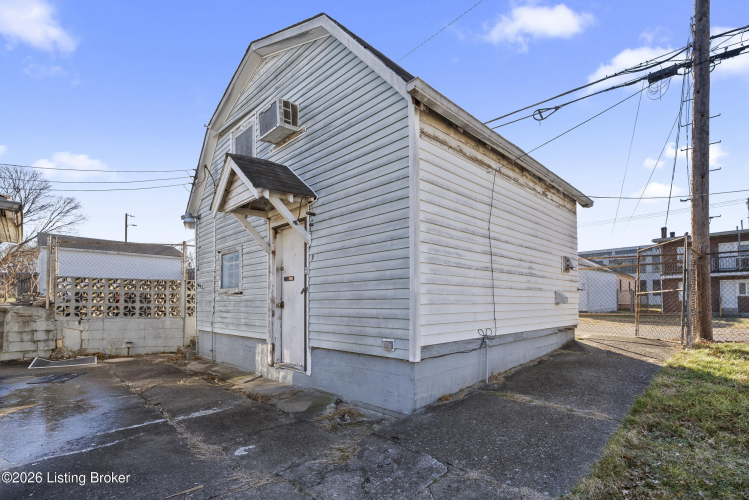 Listing Image 25