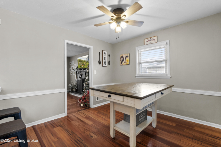 Listing Image 21