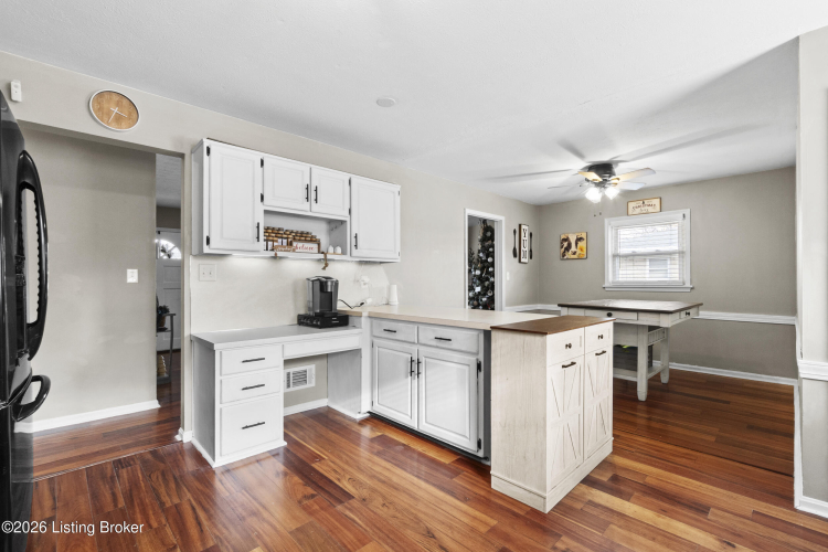Listing Image 22