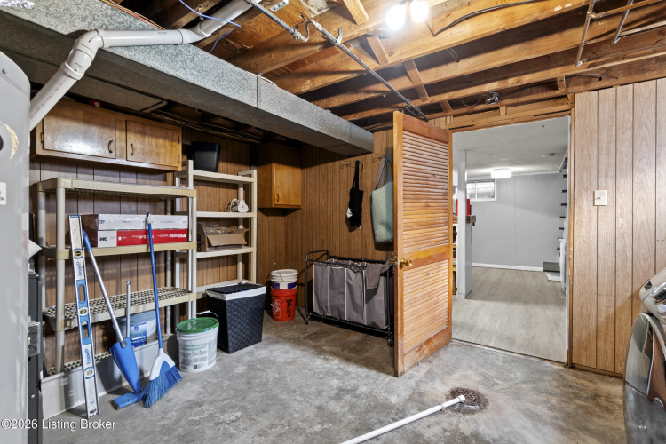 Listing Image 24