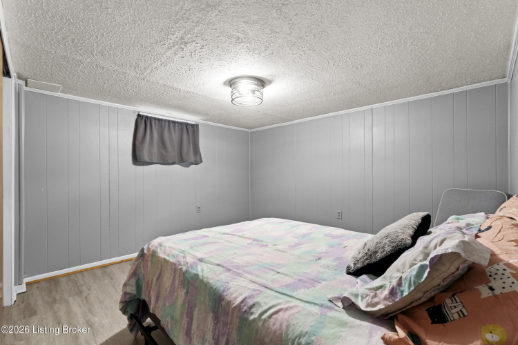 Listing Image 30