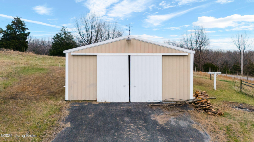Listing Image 27