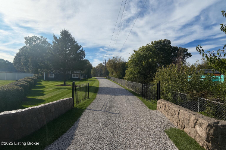 Listing Image 26