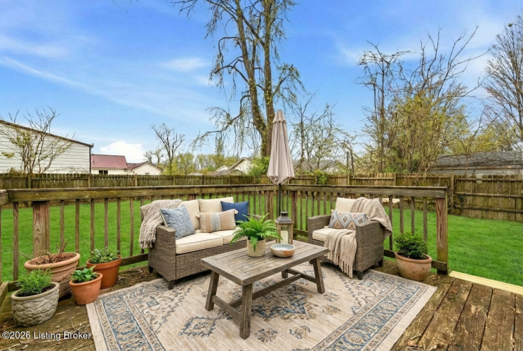 Listing Image 10