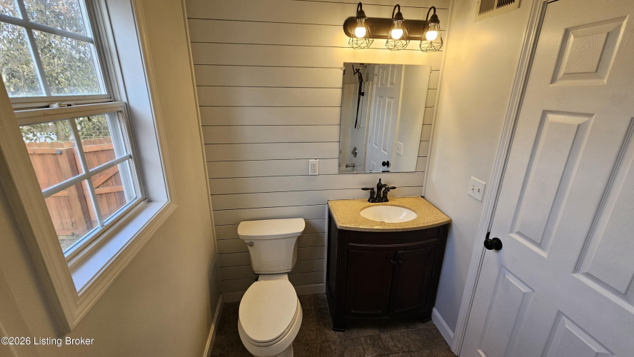 Listing Image 51