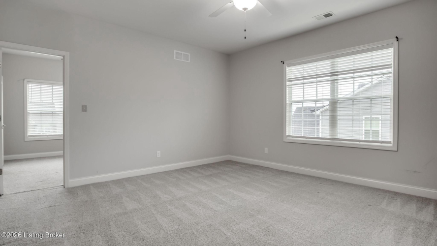 Listing Image 59