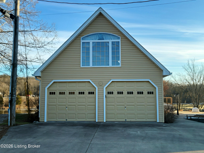 Listing Image 42