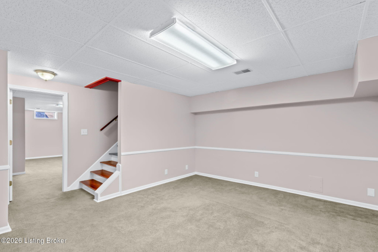 Listing Image 52
