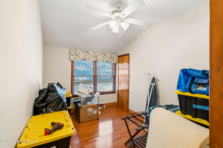Listing Image 45