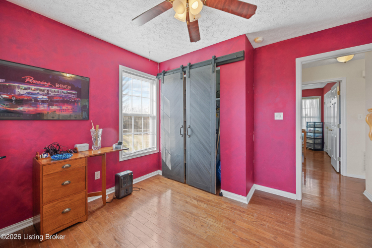 Listing Image 14