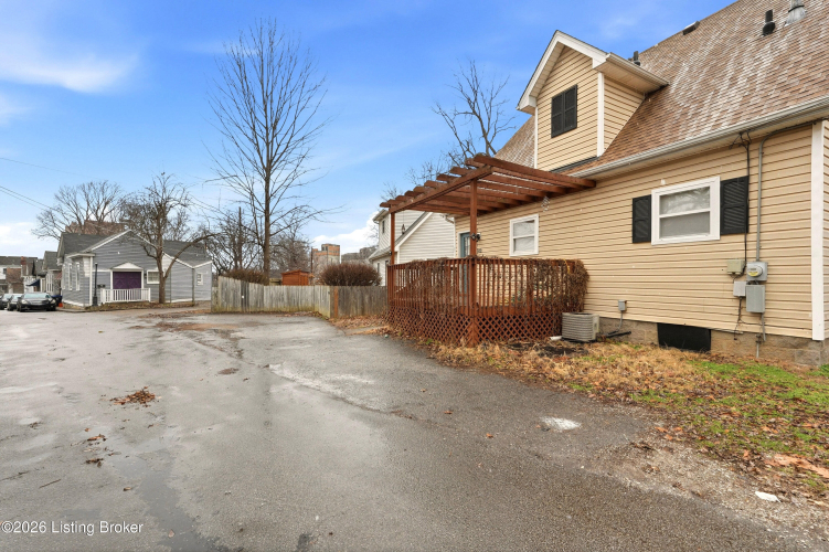Listing Image 28