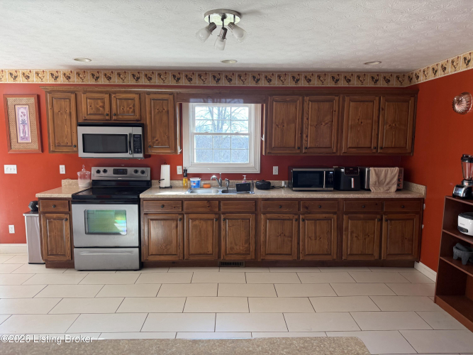 Listing Image 24