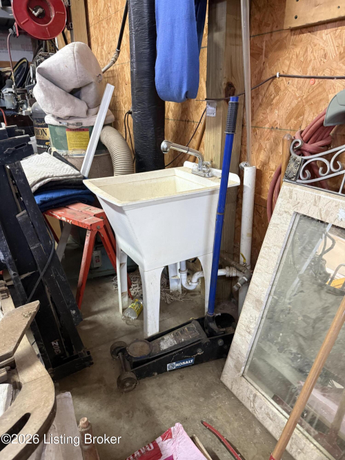 Listing Image 37