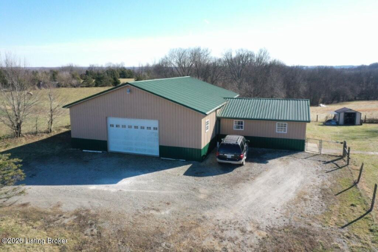 Listing Image 5