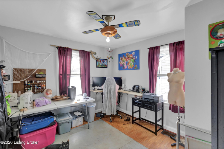 Listing Image 20