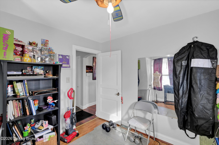 Listing Image 21