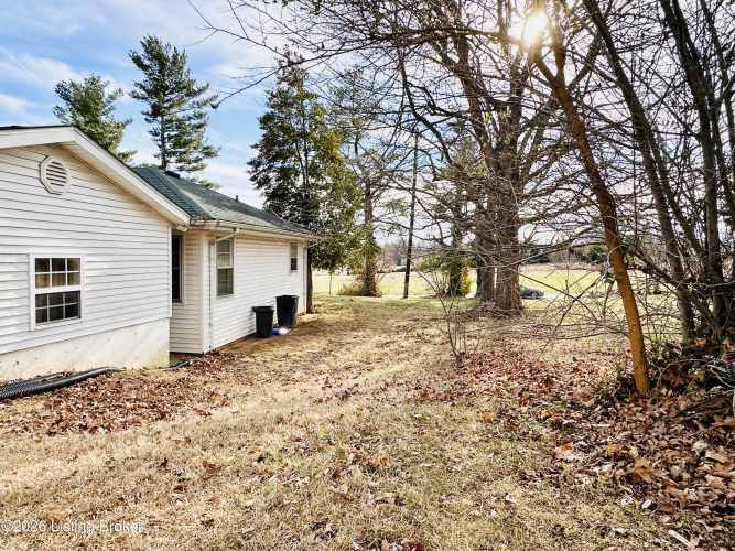 Listing Image 24