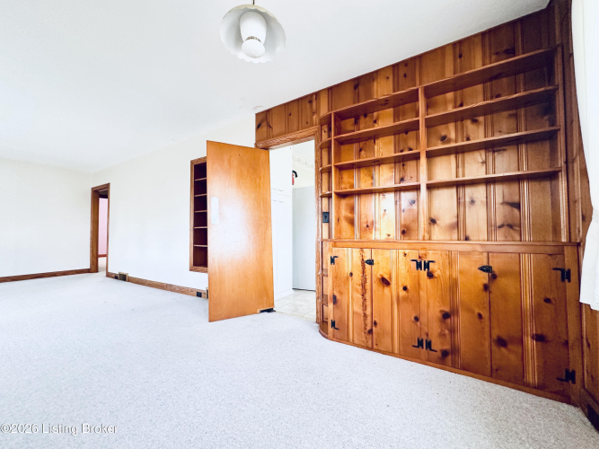 Listing Image 47