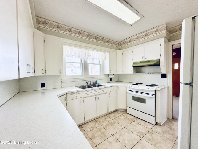 Listing Image 68