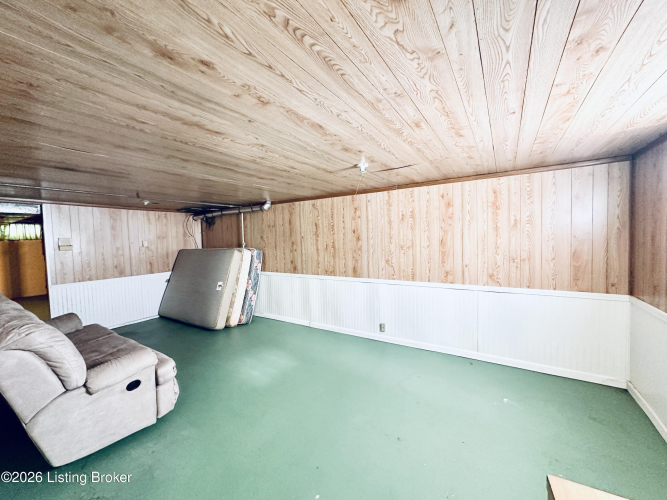 Listing Image 83