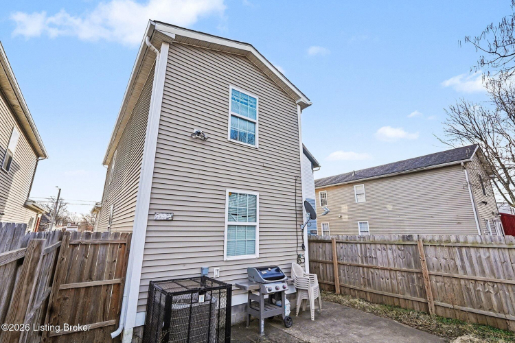 Listing Image 21
