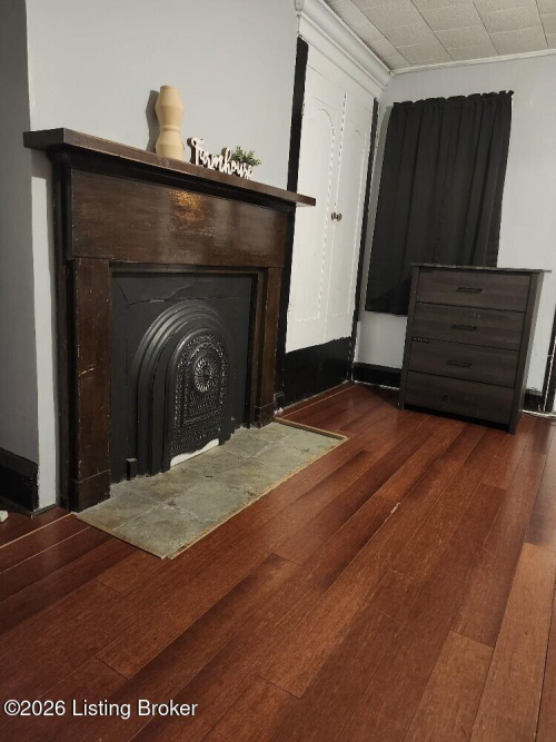 Listing Image 16