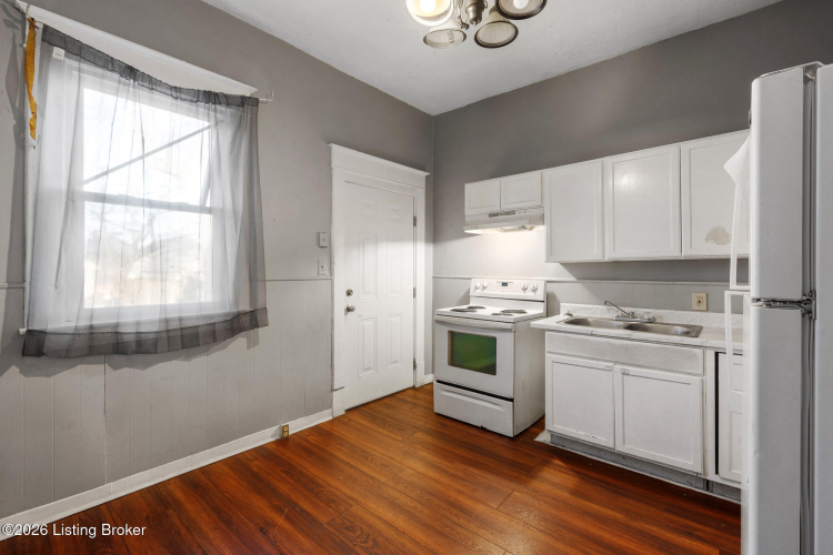 Listing Image 15