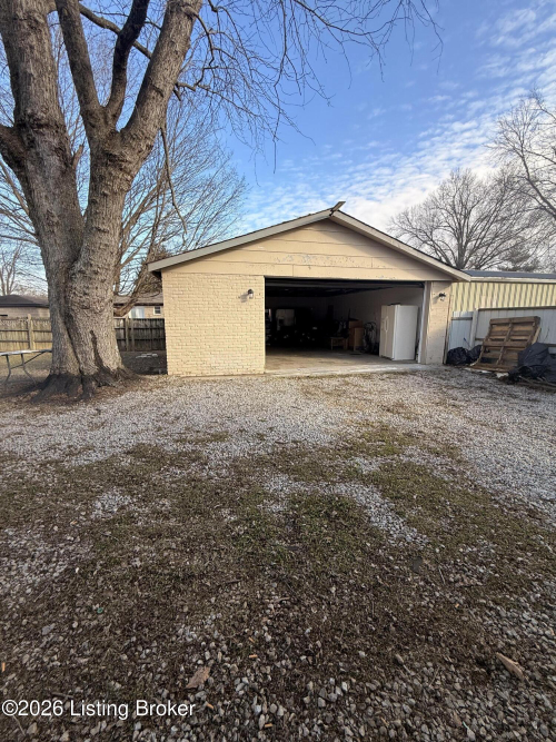Listing Image 28