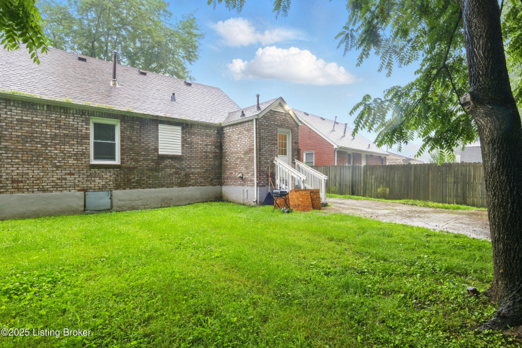 Listing Image 27