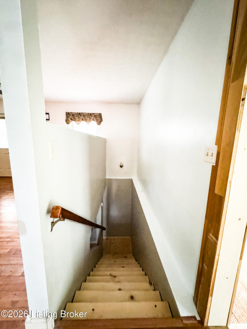 Listing Image 20