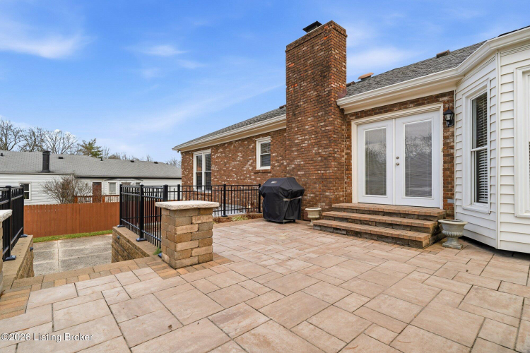 Listing Image 16