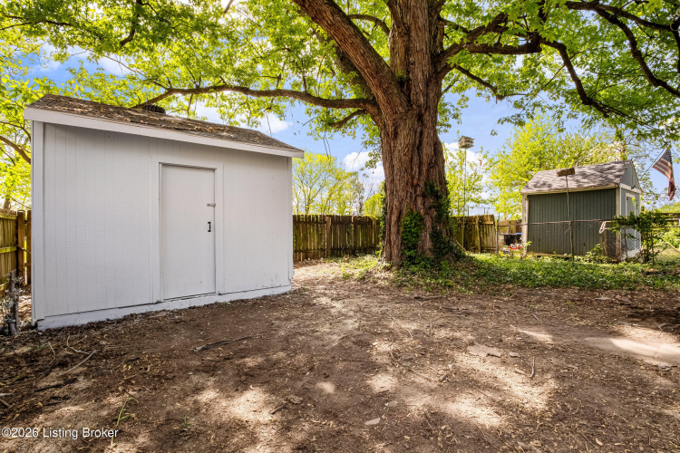 Listing Image 44