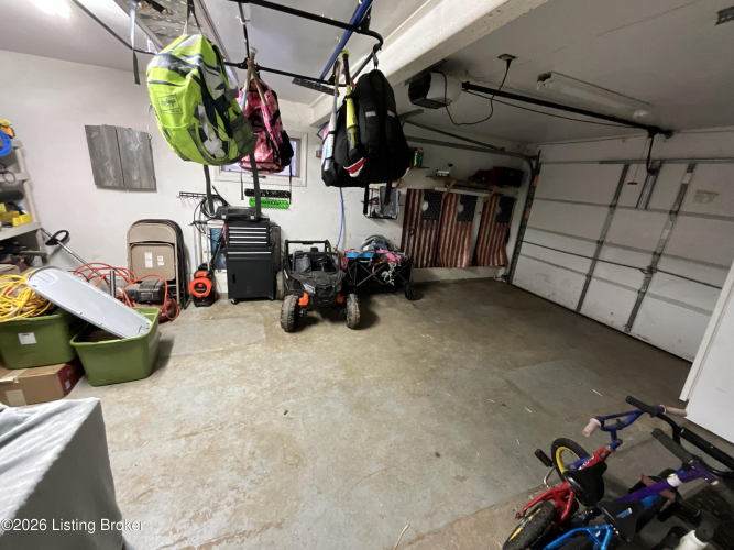Listing Image 43