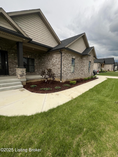 Listing Image 53