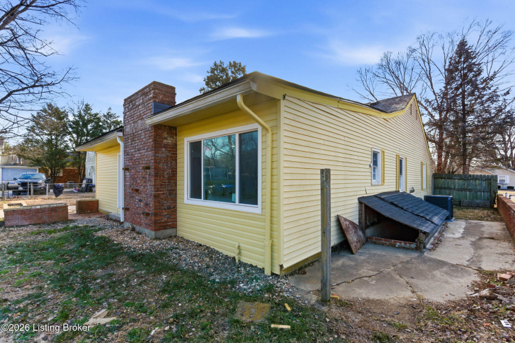 Listing Image 62