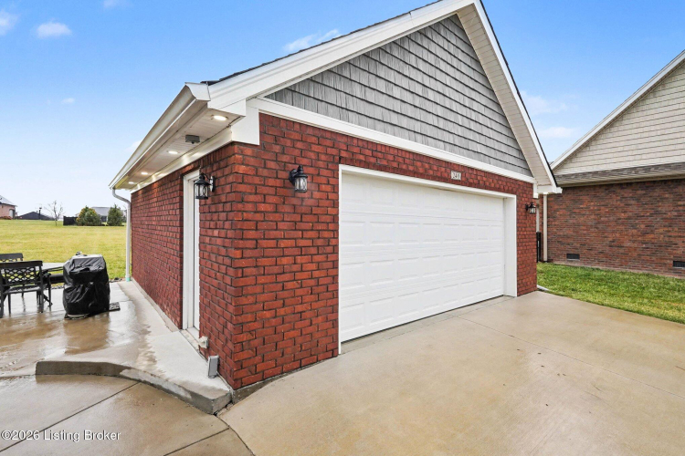 Listing Image 26