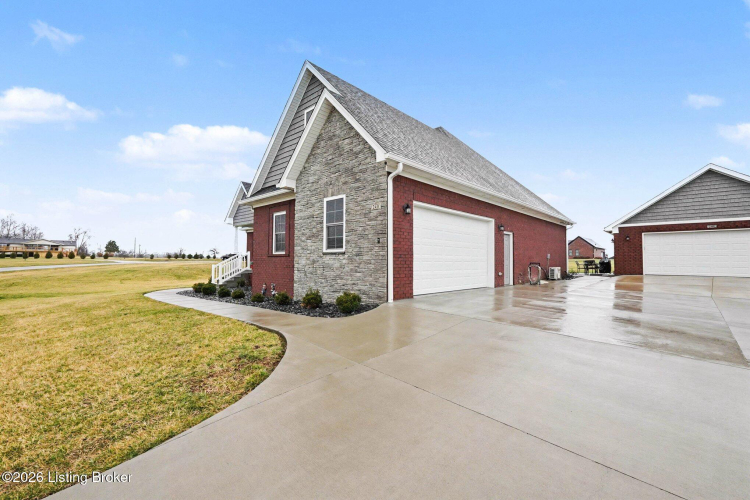 Listing Image 27