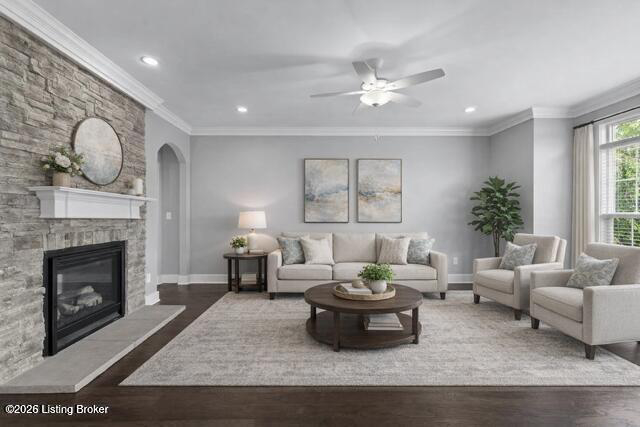 Listing Image 12