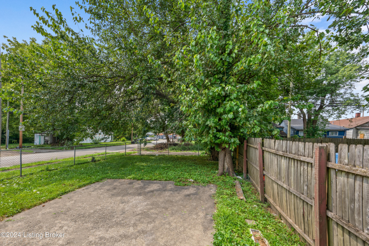 Listing Image 24