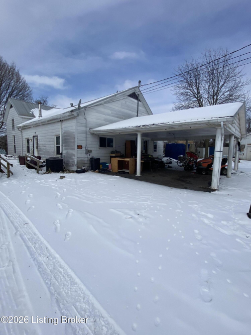 Listing Image 4