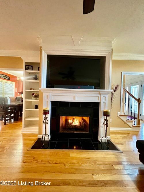 Listing Image 16