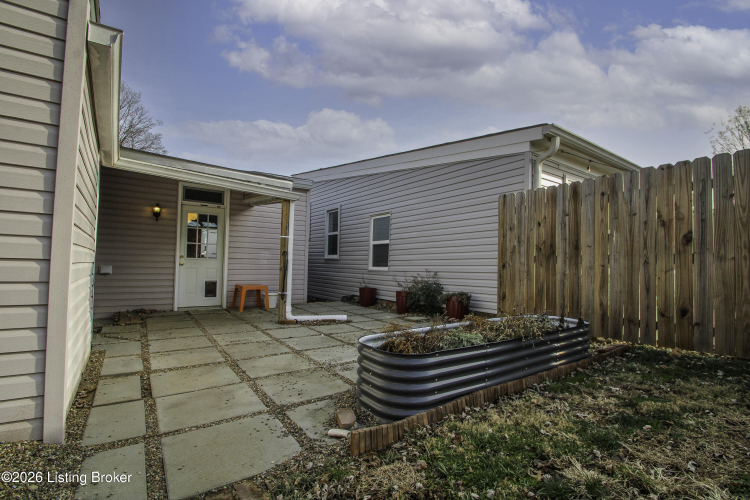 Listing Image 26