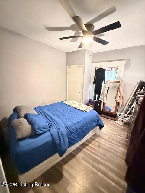 Listing Image 6