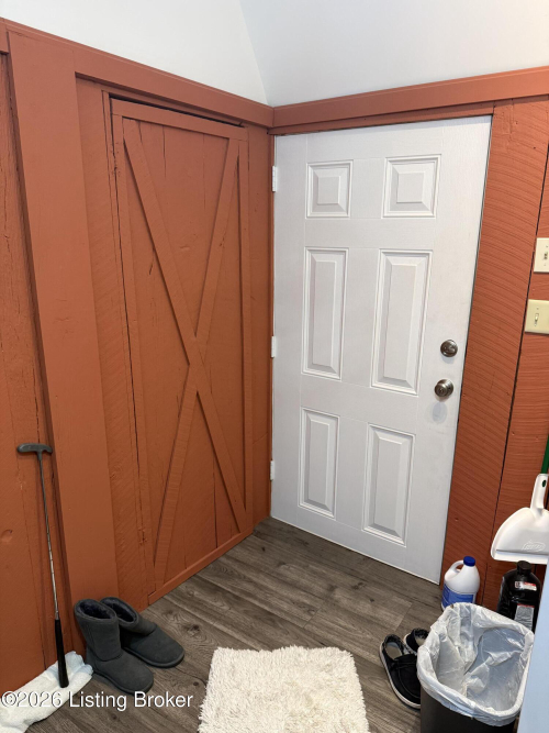 Listing Image 14