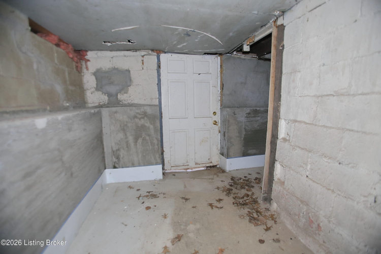 Listing Image 37