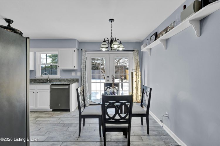 Listing Image 13